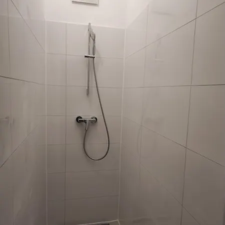 Ubytování v soukromí Livingstation R1 Bis R4 *